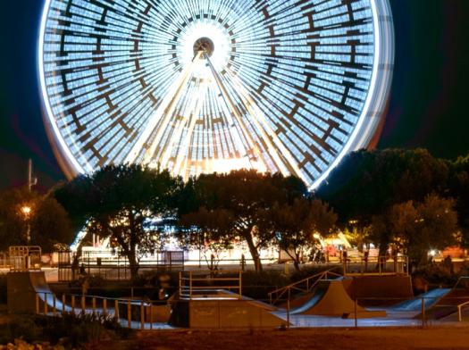 Sortie shopping de nuit sur le marché nocturne d'Ajaccio